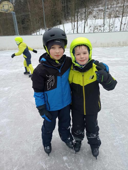 9. Zimní radovánky na bruslích